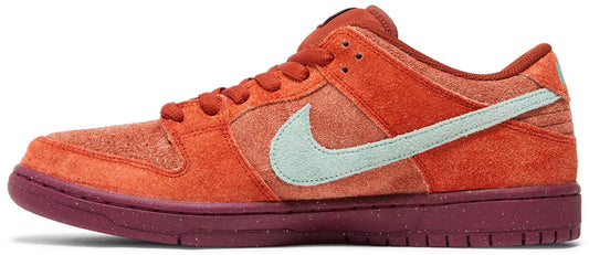 Dunk Low SB 'Mystic Red'