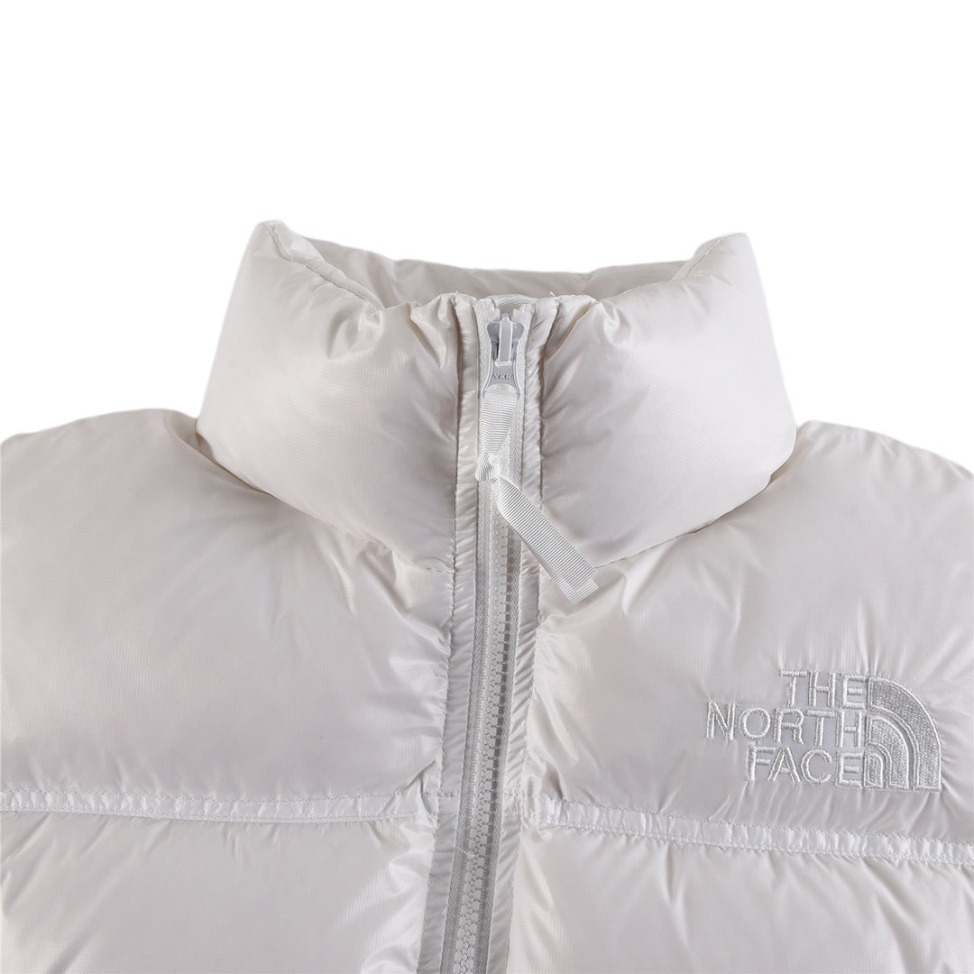 The North Face Short Nuptse 700 "Glossy White"