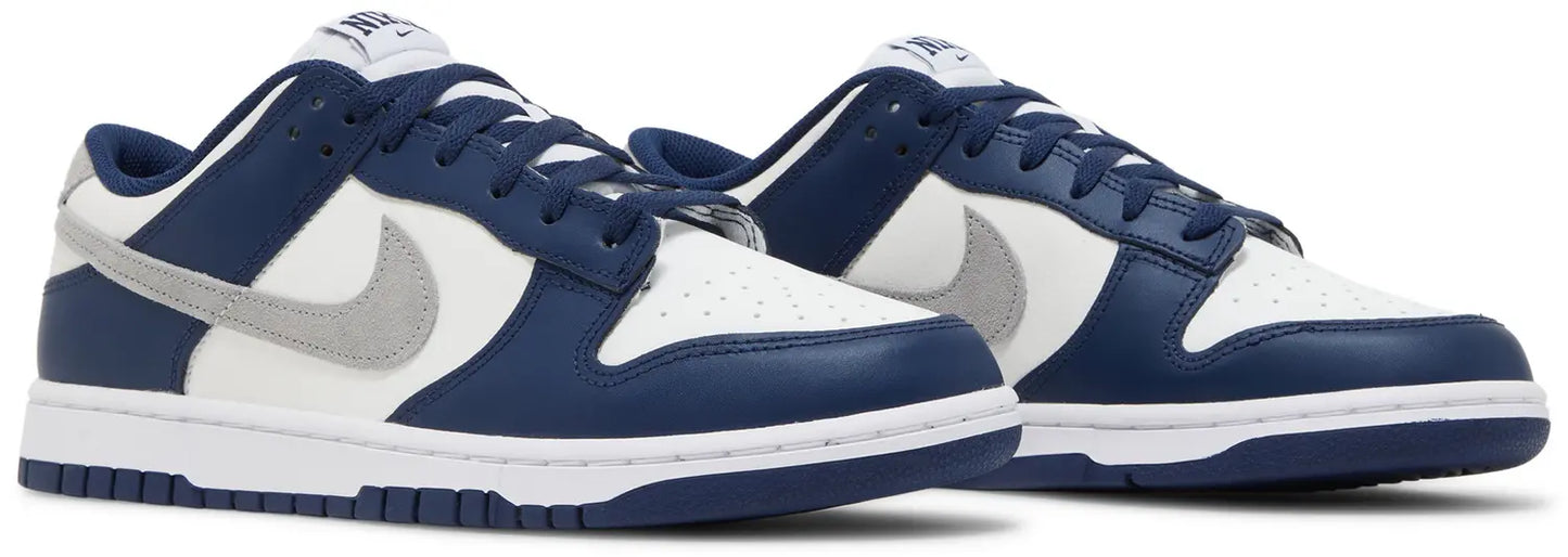 Nike Dunk Low - Midnight Navy