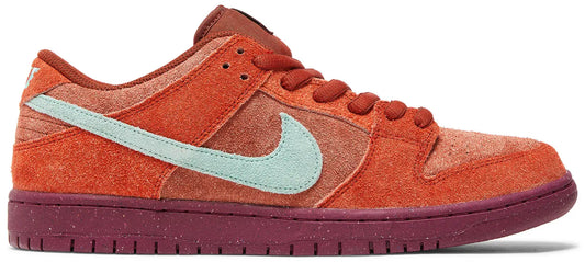 Dunk Low SB 'Mystic Red'