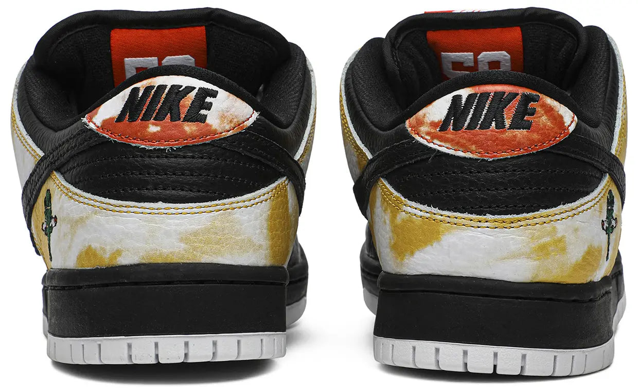Dunk Low SB Raygun Tie-Dye Black